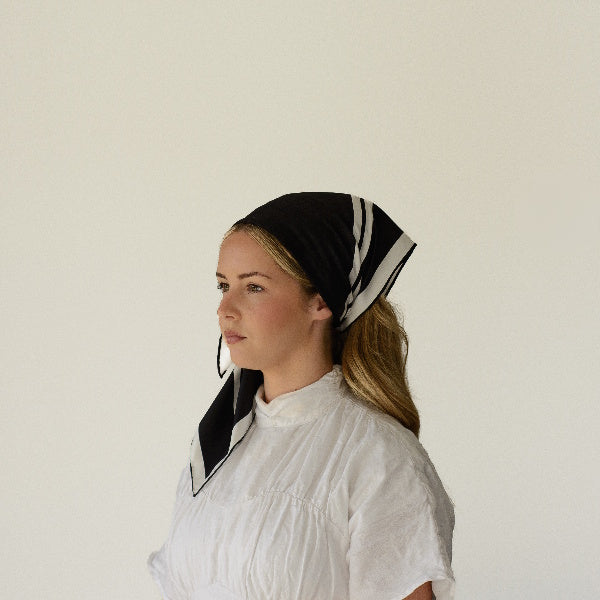 Crescent Foam Scarf-Shape