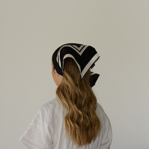Foam Rouleaux Scarf-Shape