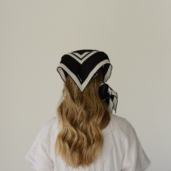Foam Rouleaux Scarf-Shape